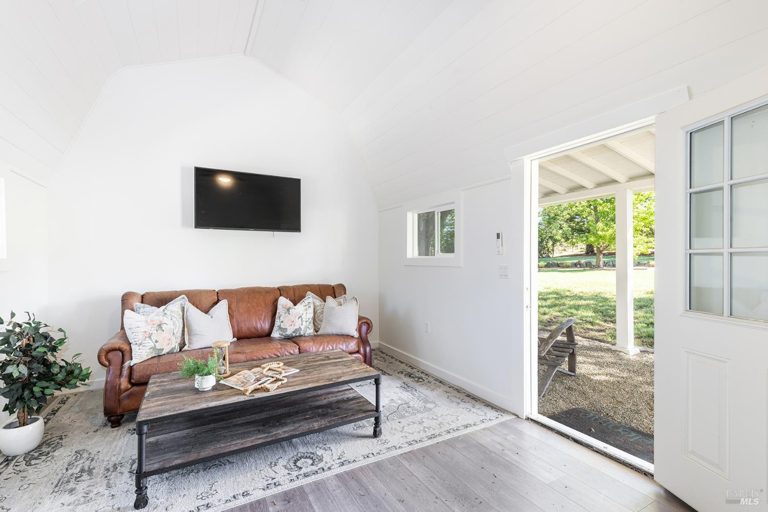 3000 Silverado Trail