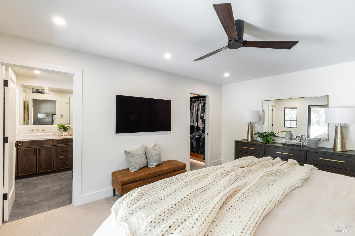 3000 Silverado Trail