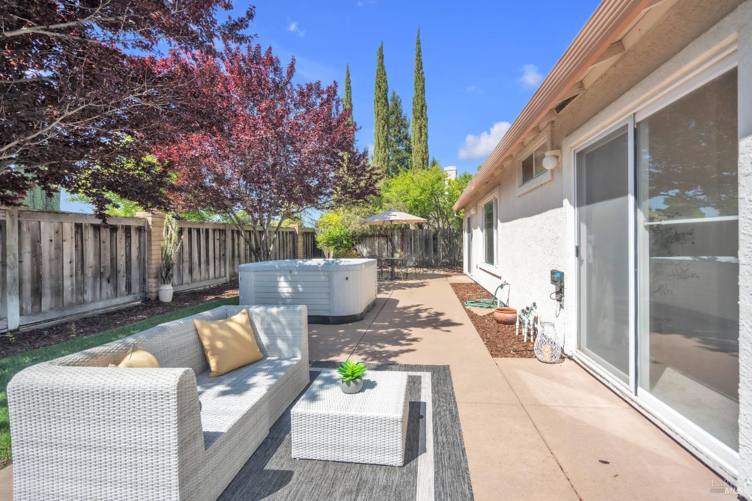 3211 Avenido Del Lago Way