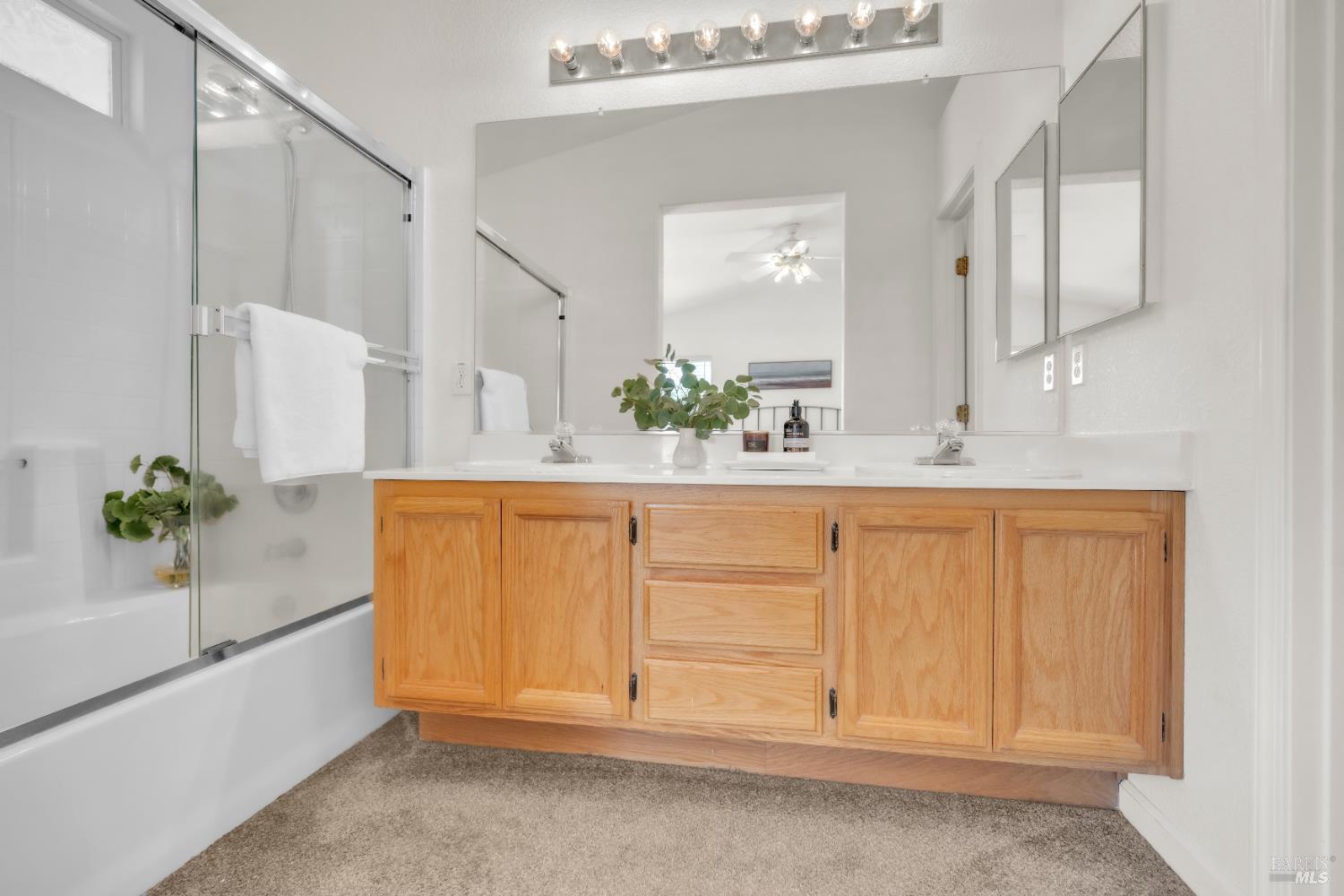 3211 Avenido Del Lago Way