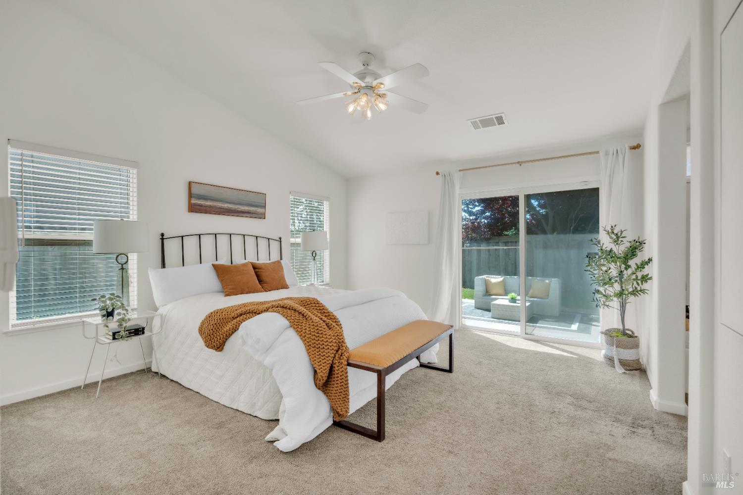 3211 Avenido Del Lago Way