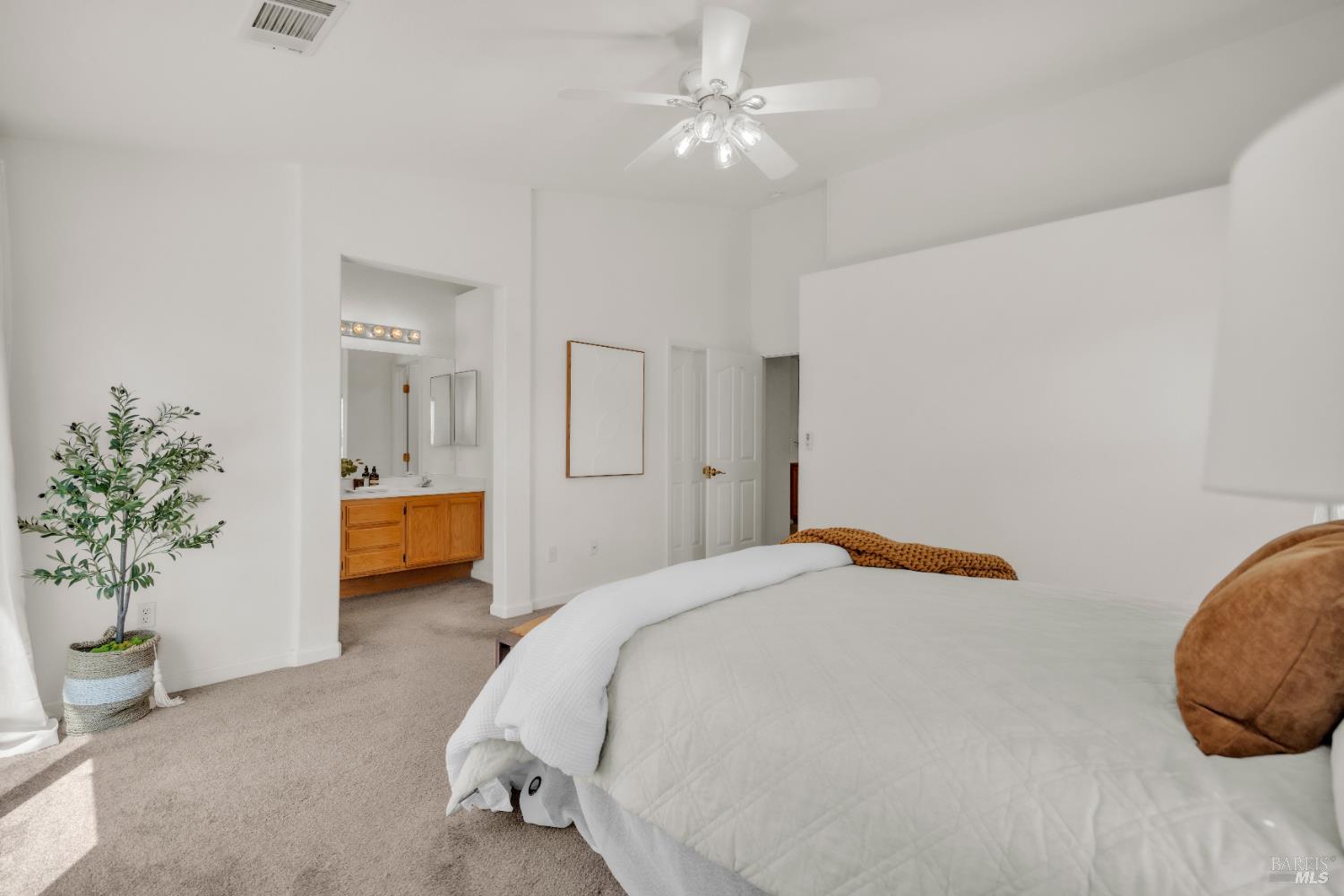 3211 Avenido Del Lago Way