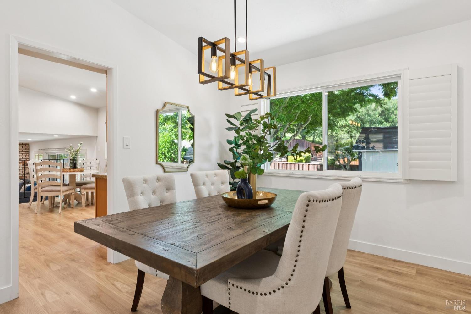 3355 Twin Oaks Drive