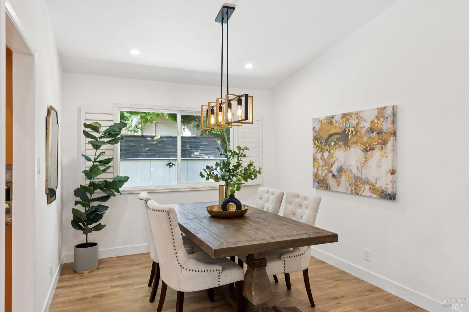 3355 Twin Oaks Drive