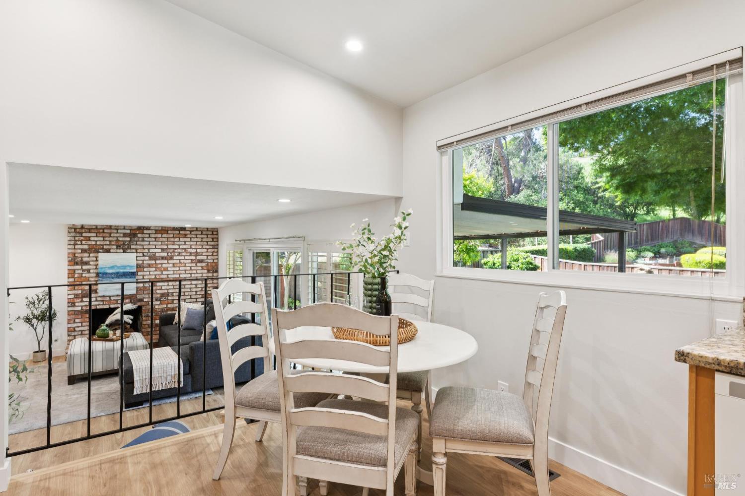 3355 Twin Oaks Drive