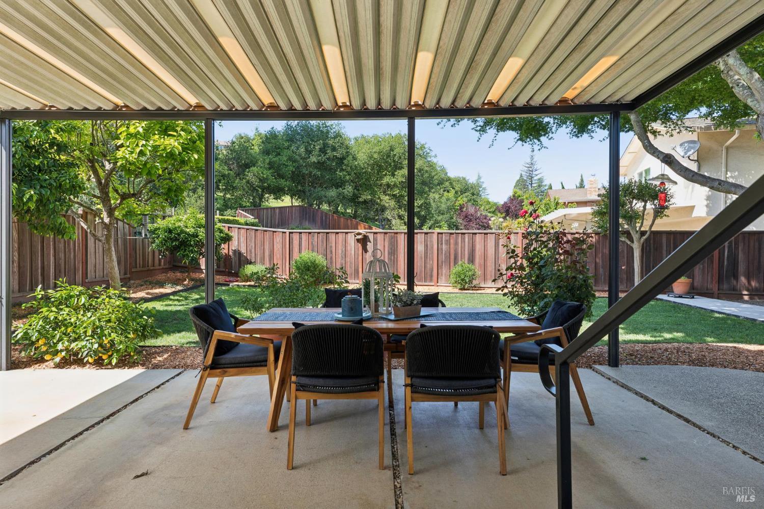 3355 Twin Oaks Drive