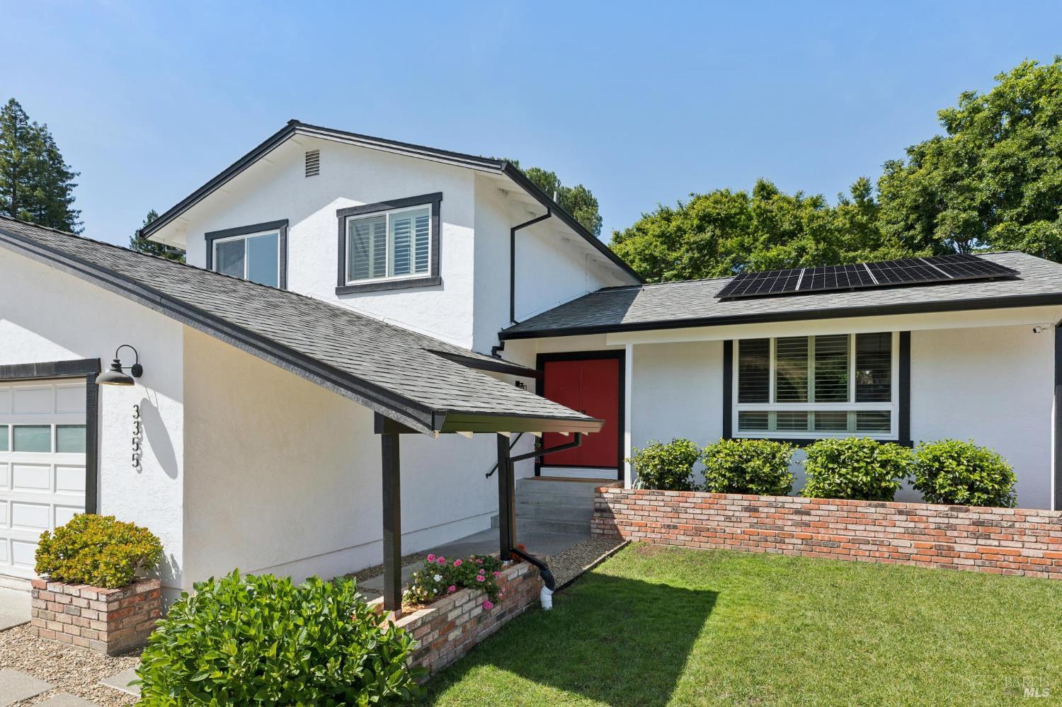 3355 Twin Oaks Drive
