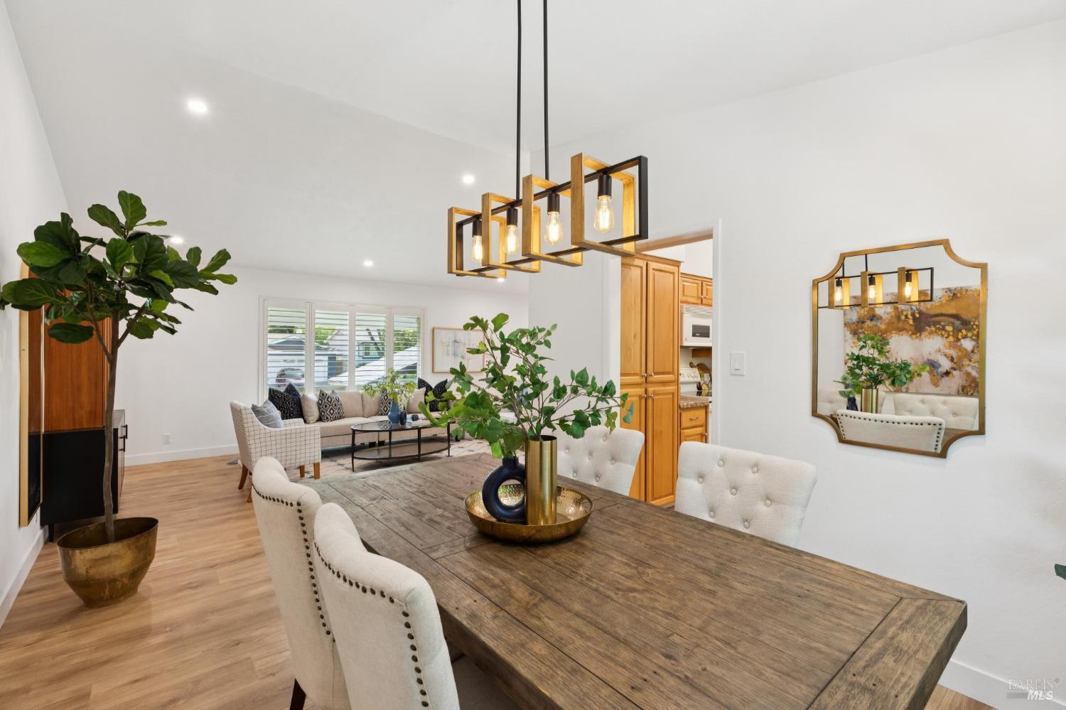 3355 Twin Oaks Drive