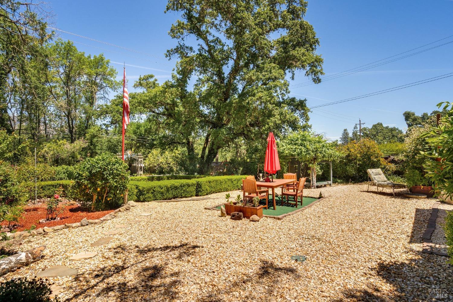 3037 Foothill Boulevard