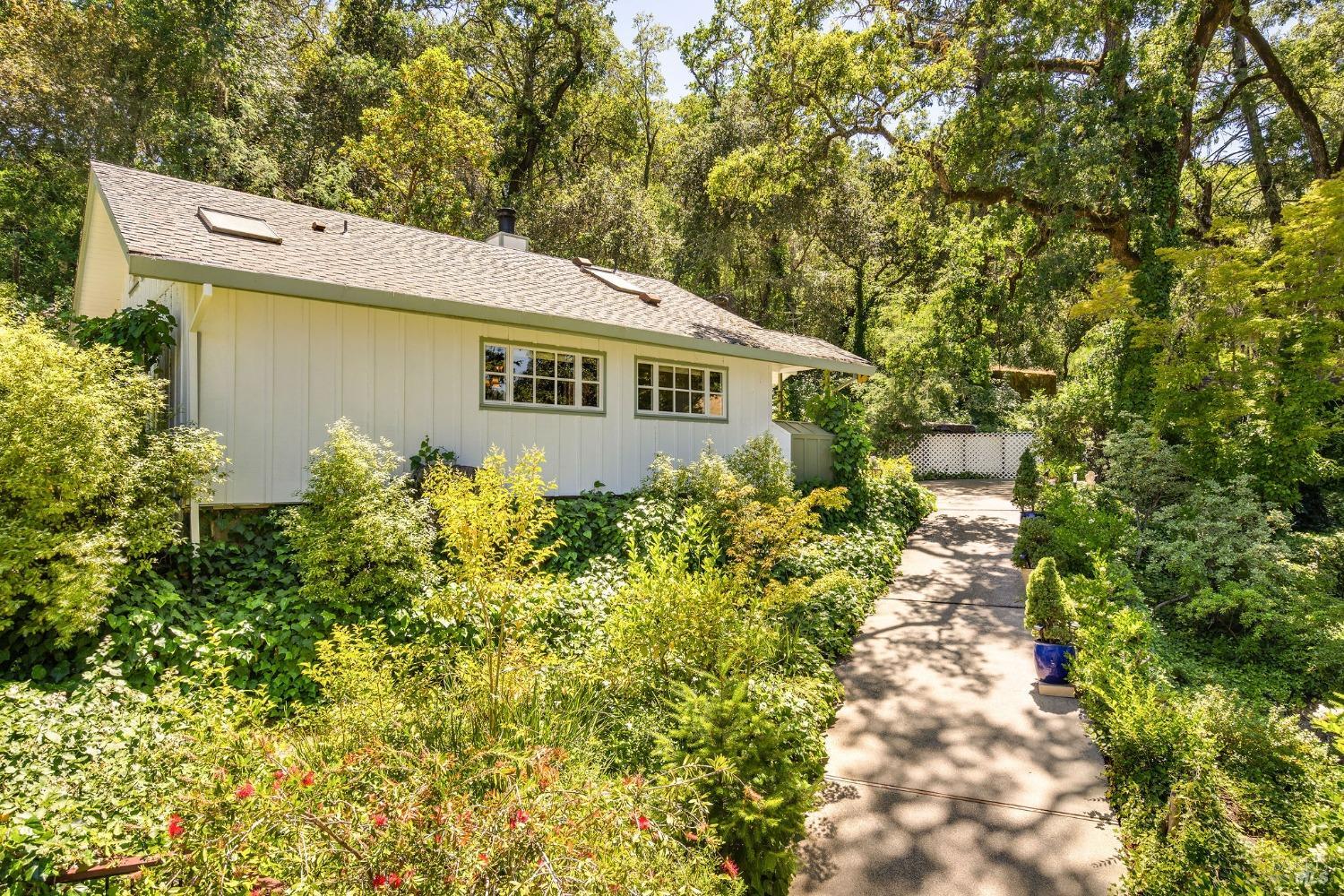 3037 Foothill Boulevard