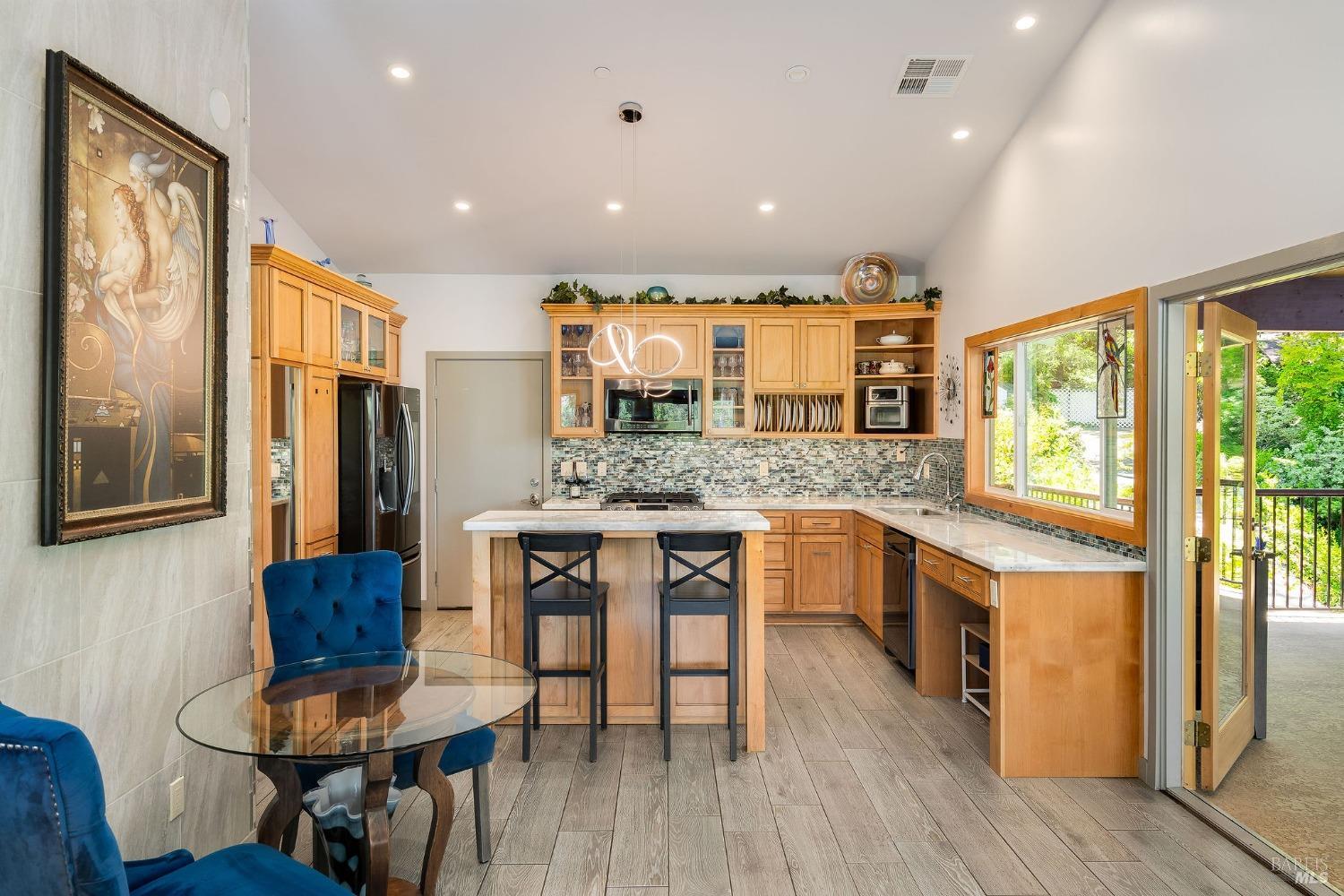 3037 Foothill Boulevard