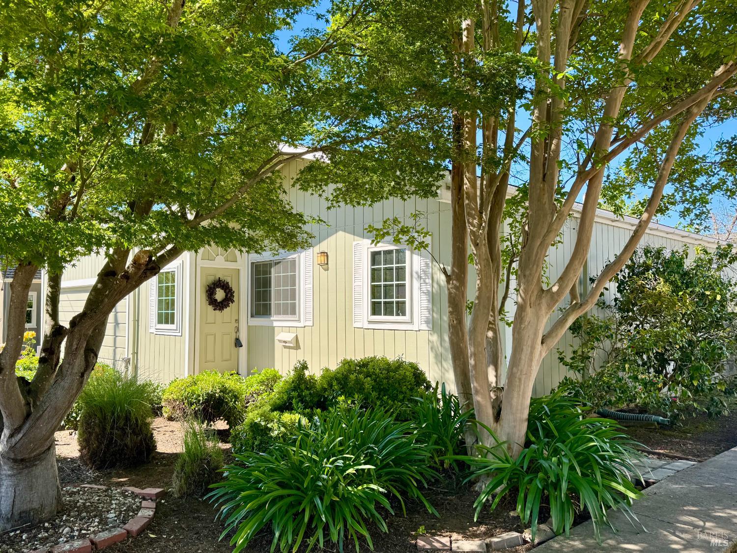 159 S Seymour Street