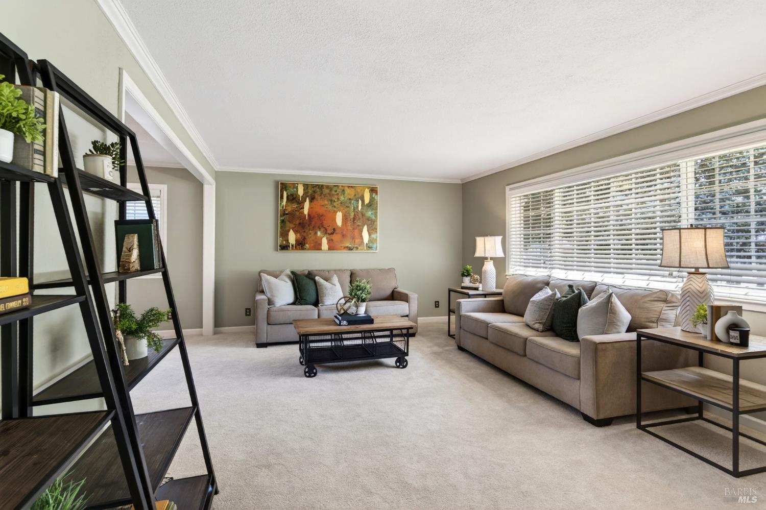 2968 Woodcrest Drive