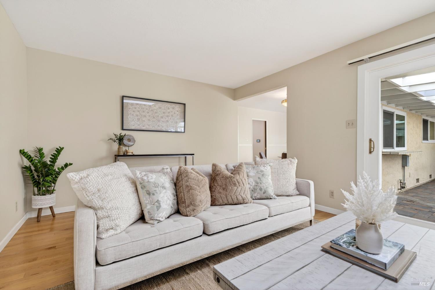 2968 Woodcrest Drive