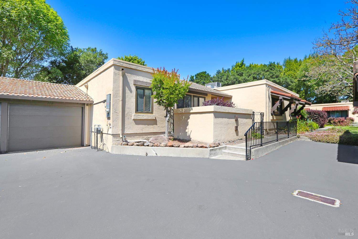110 La Mancha Way