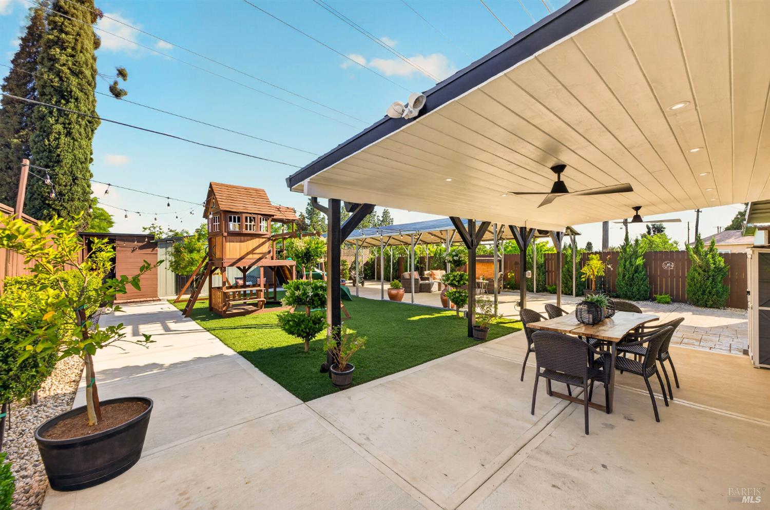 531 E Tennessee Street