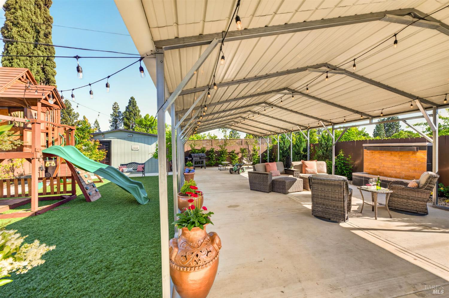 531 E Tennessee Street