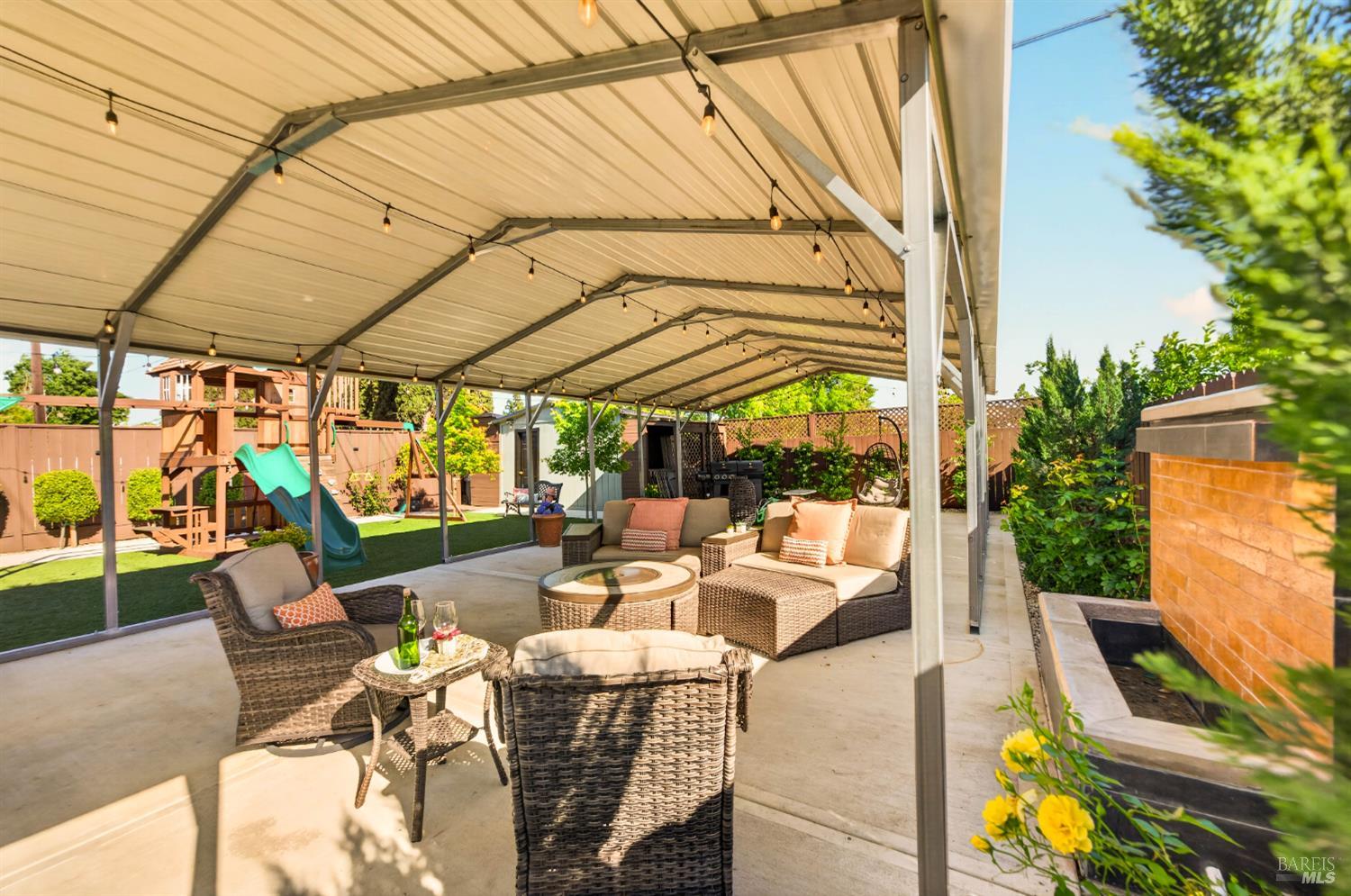 531 E Tennessee Street