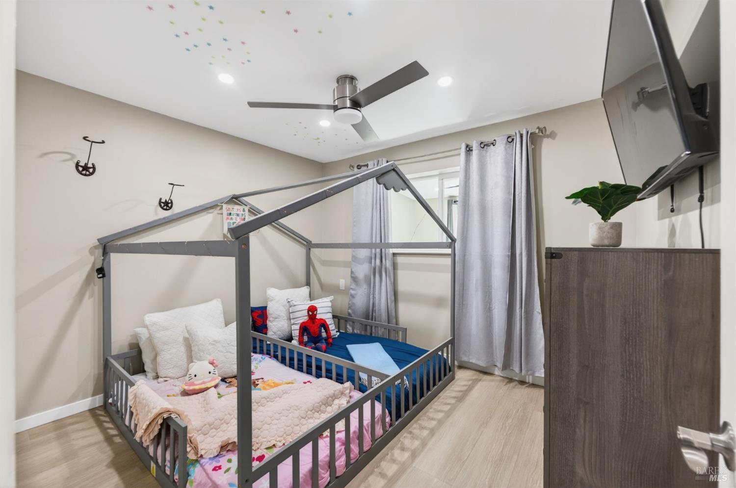 531 E Tennessee Street