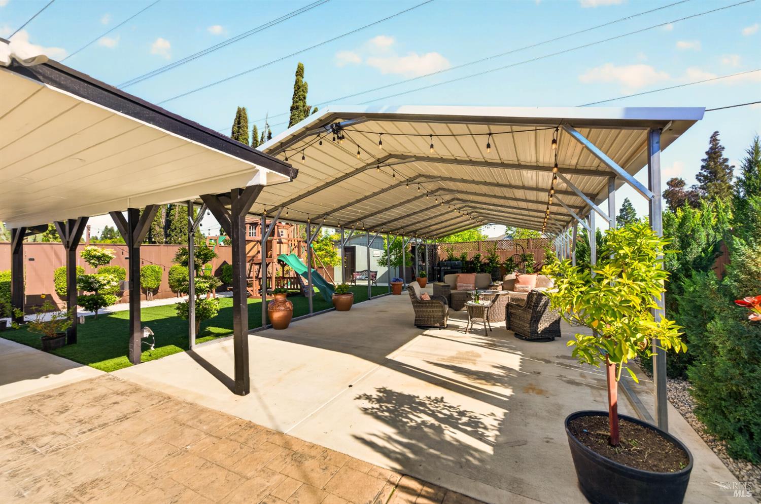 531 E Tennessee Street