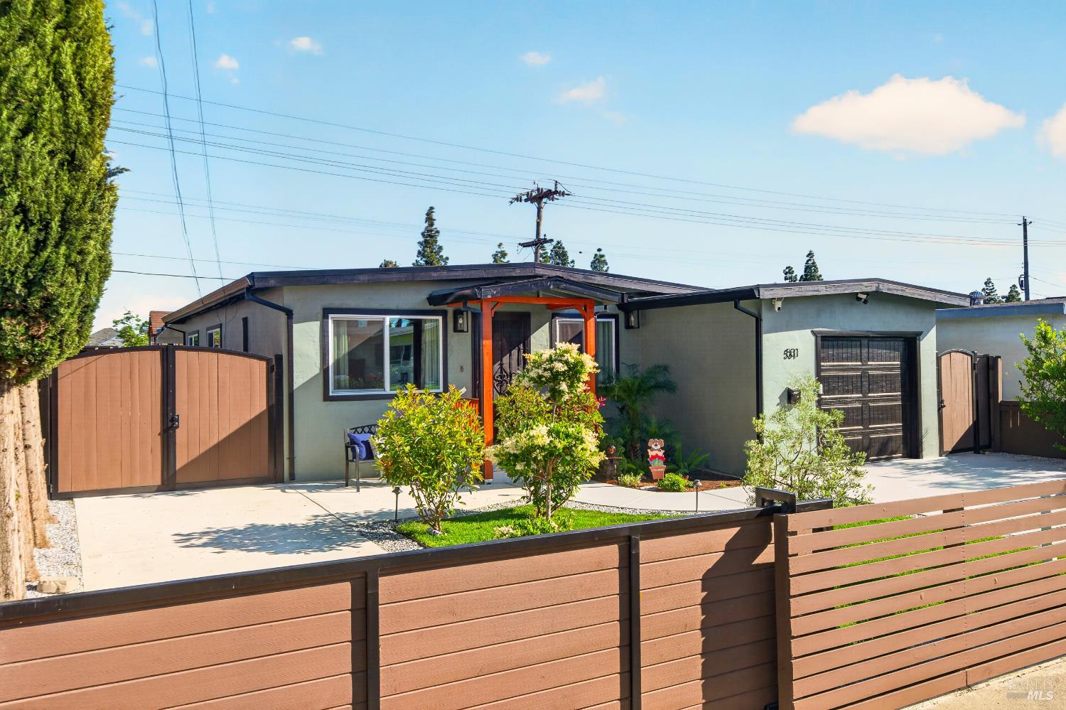 531 E Tennessee Street