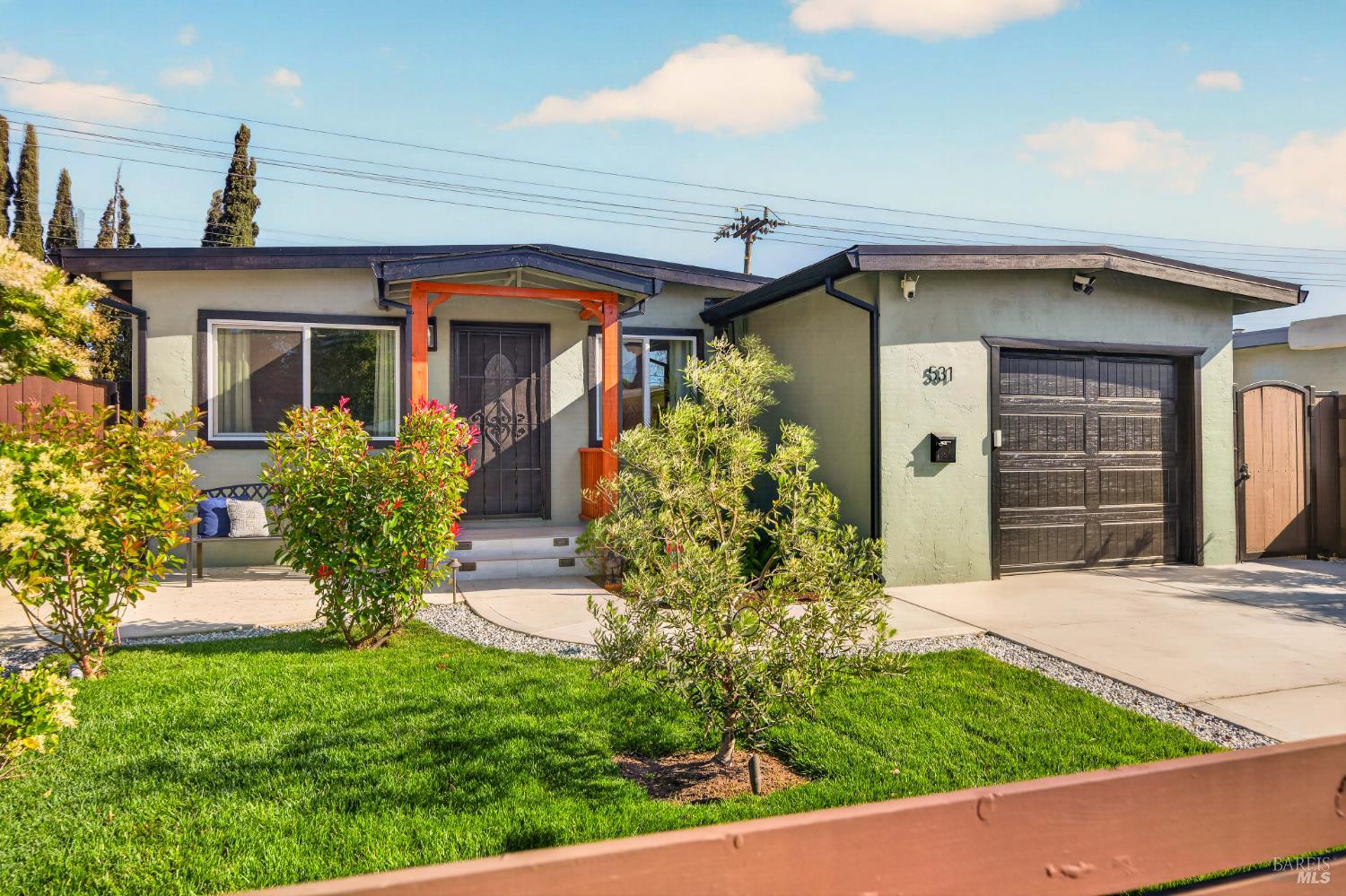 531 E Tennessee Street