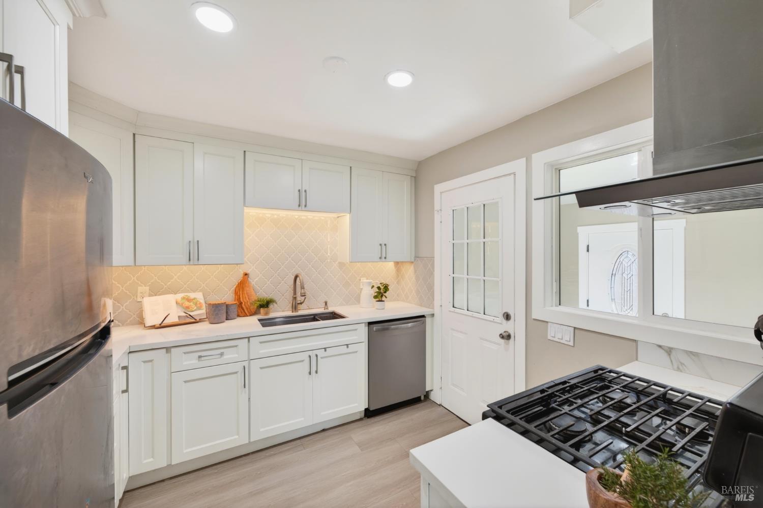 531 E Tennessee Street