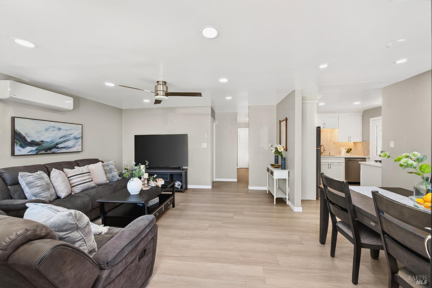 531 E Tennessee Street