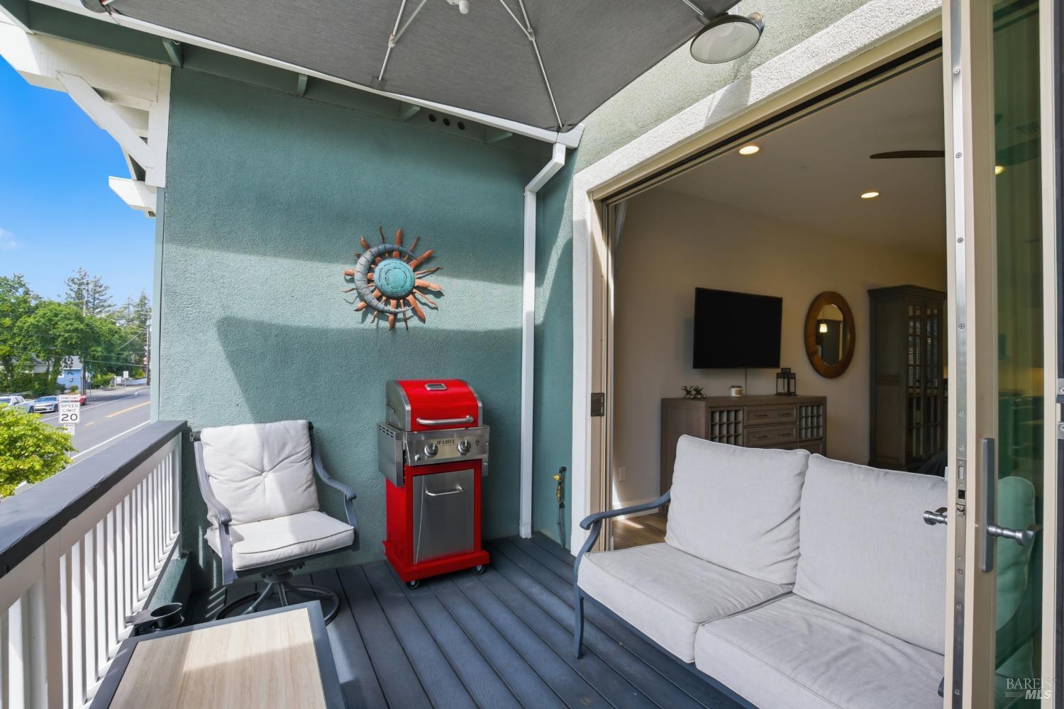 1716 3rd Street