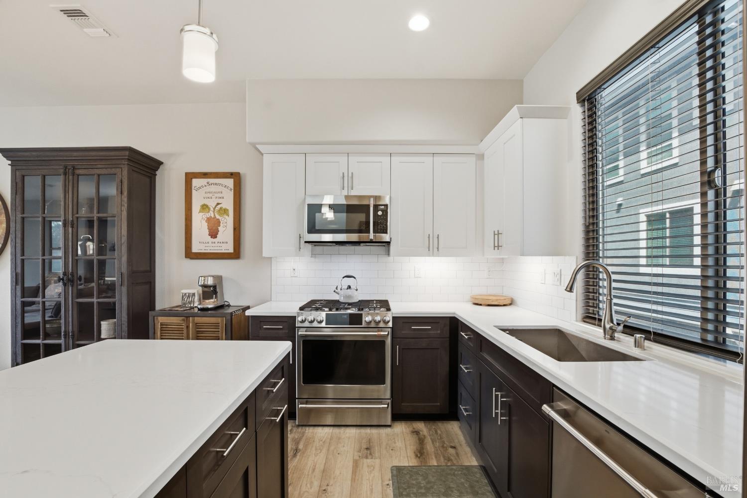 1716 3rd Street