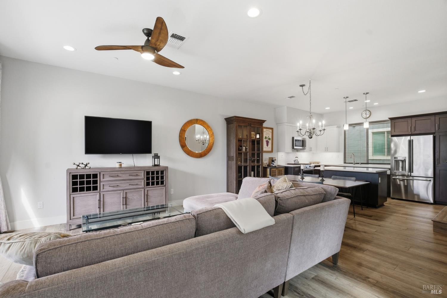 1716 3rd Street