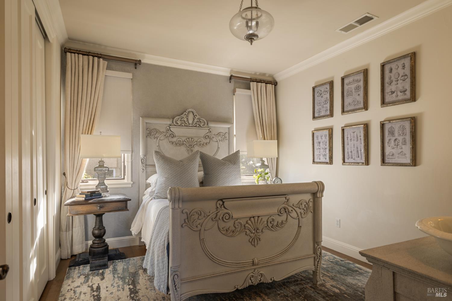 5318 Laurel Ridge Court