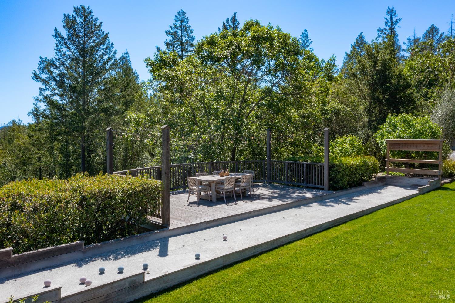 4500 Redwood Road