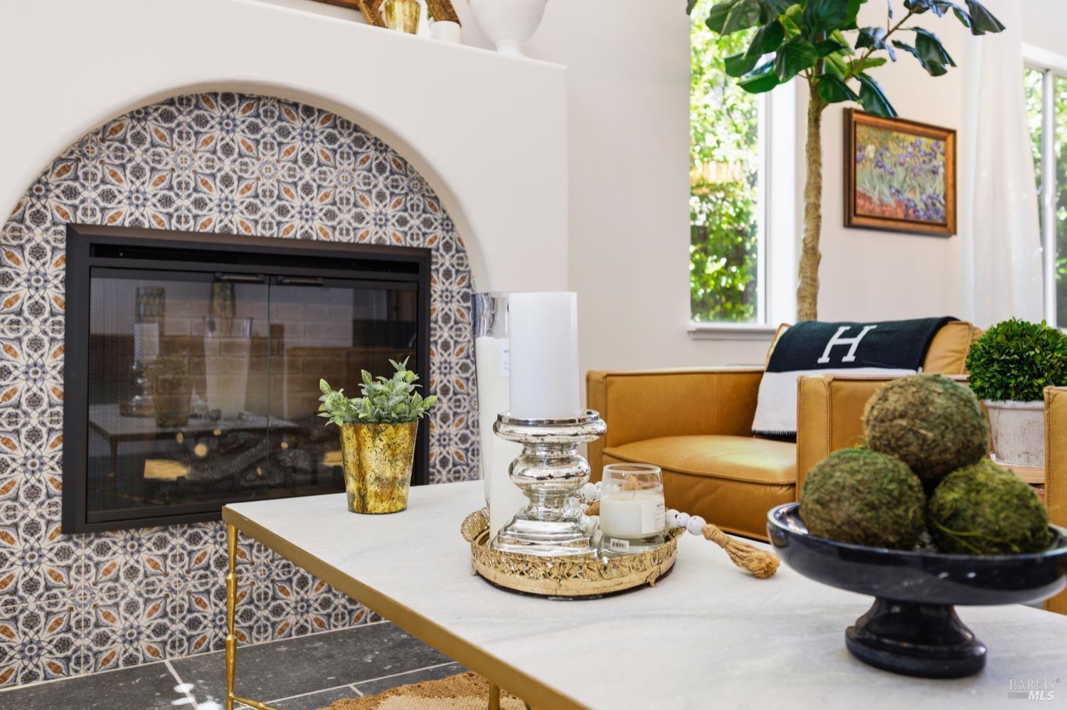 66 S Newport Drive