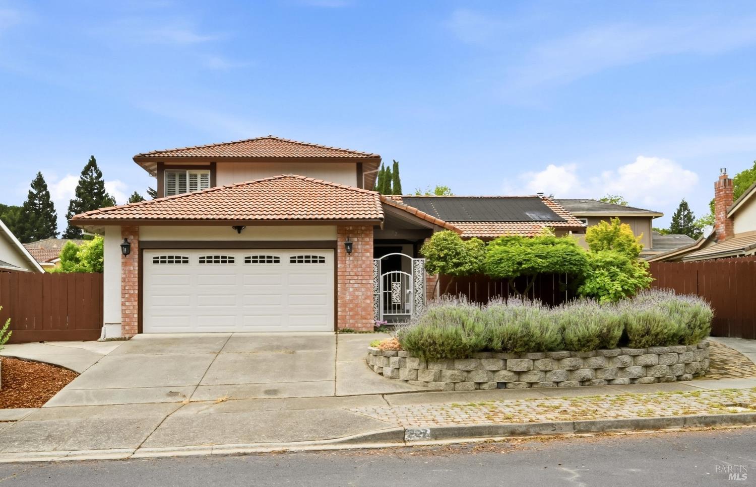 227 Skylark Way