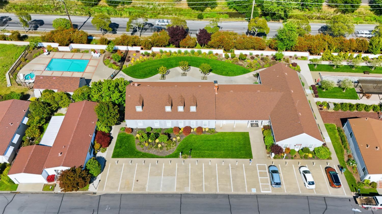 110 Falcon Crest Circle