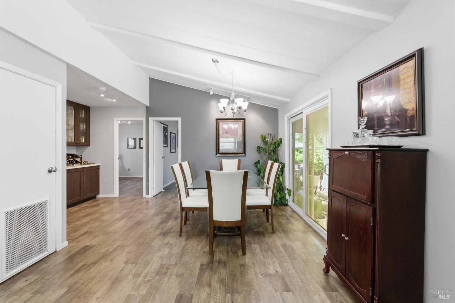 110 Falcon Crest Circle