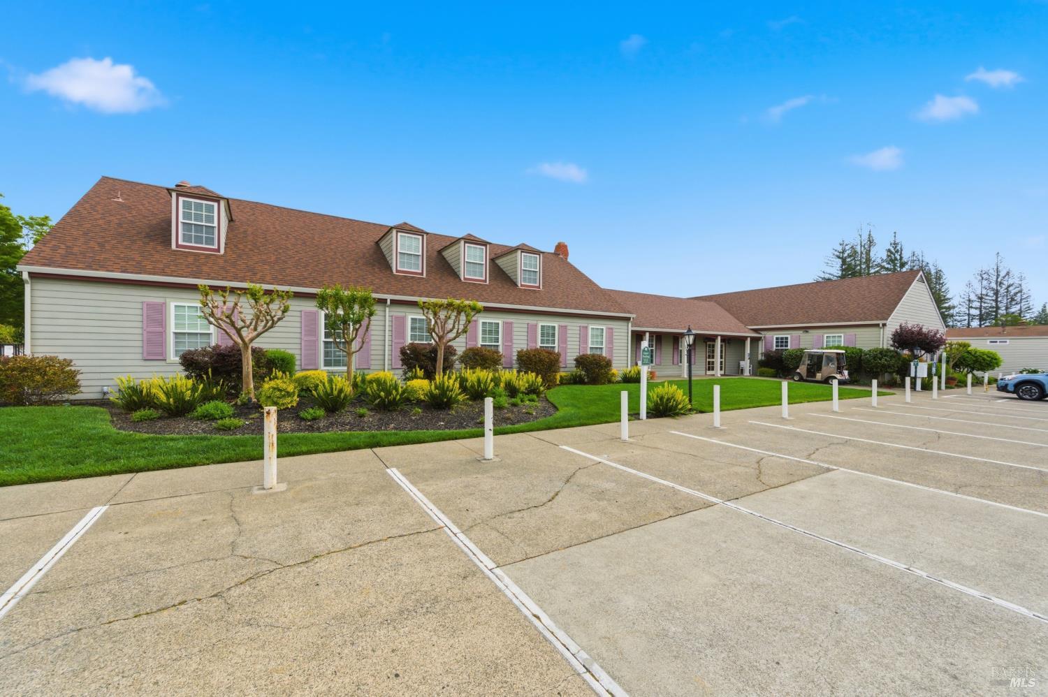 110 Falcon Crest Circle