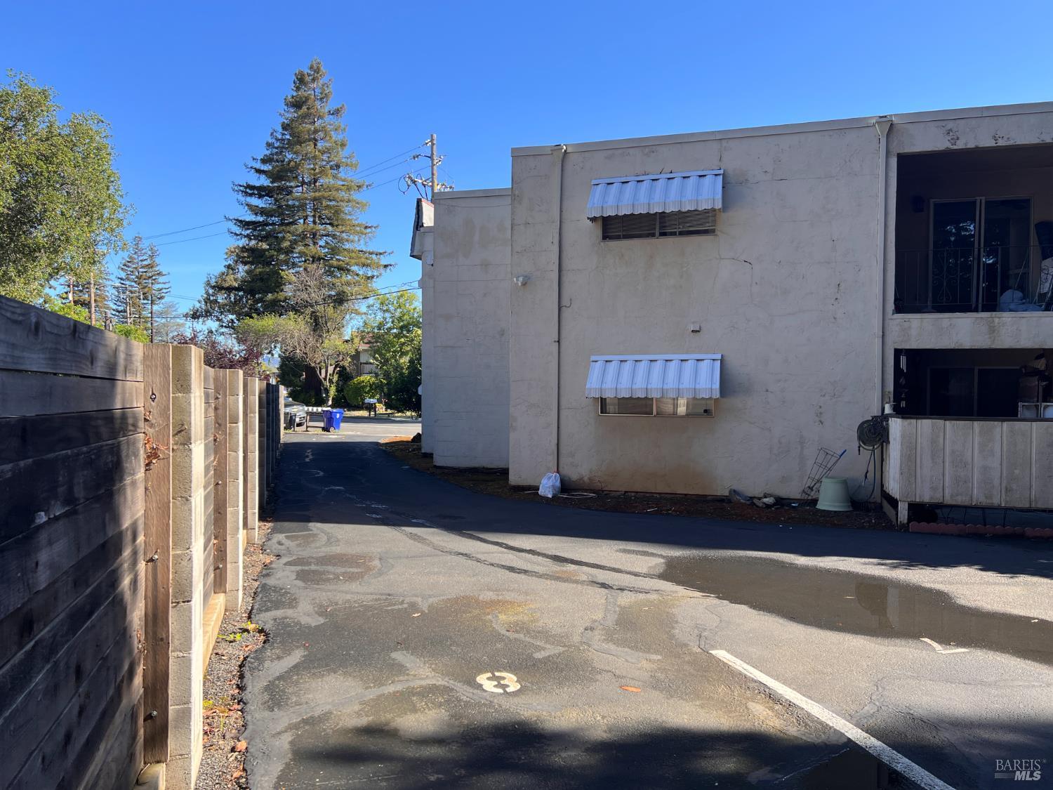 931 Golden Gate Drive