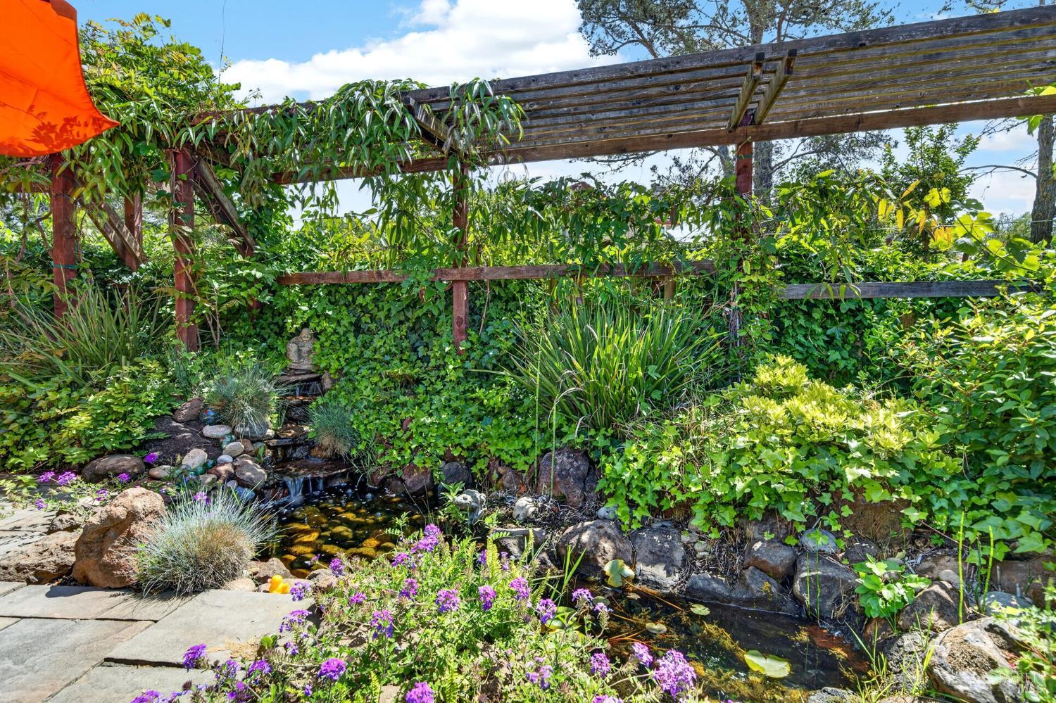 109 Silverado Springs Drive