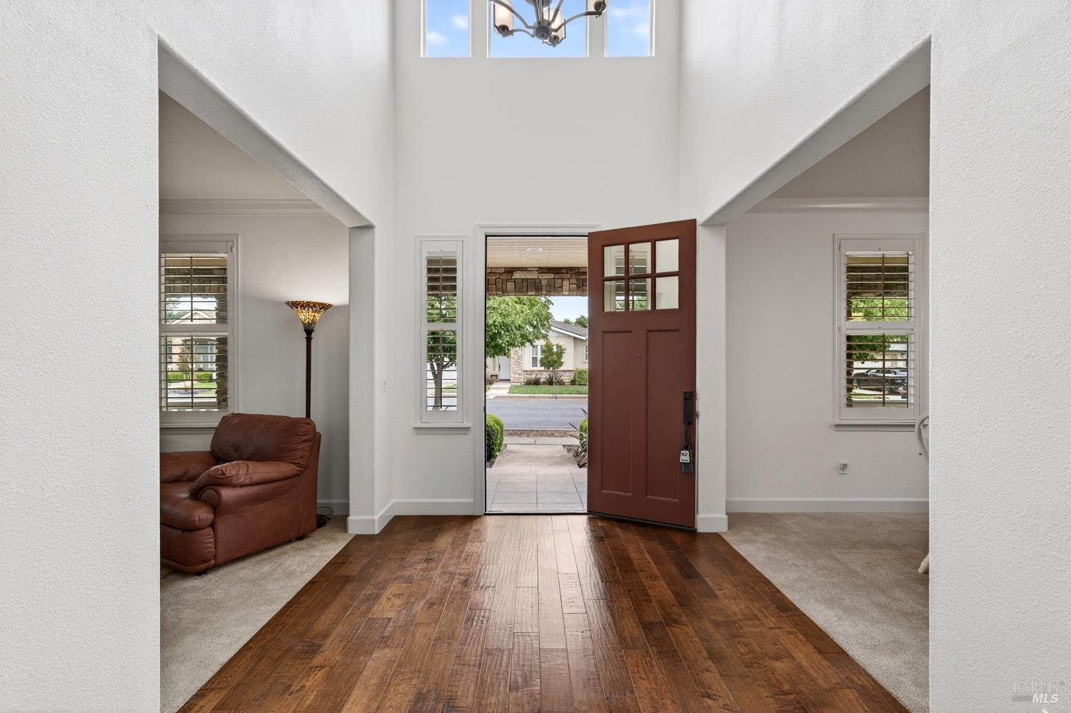 3263 Atherton Circle
