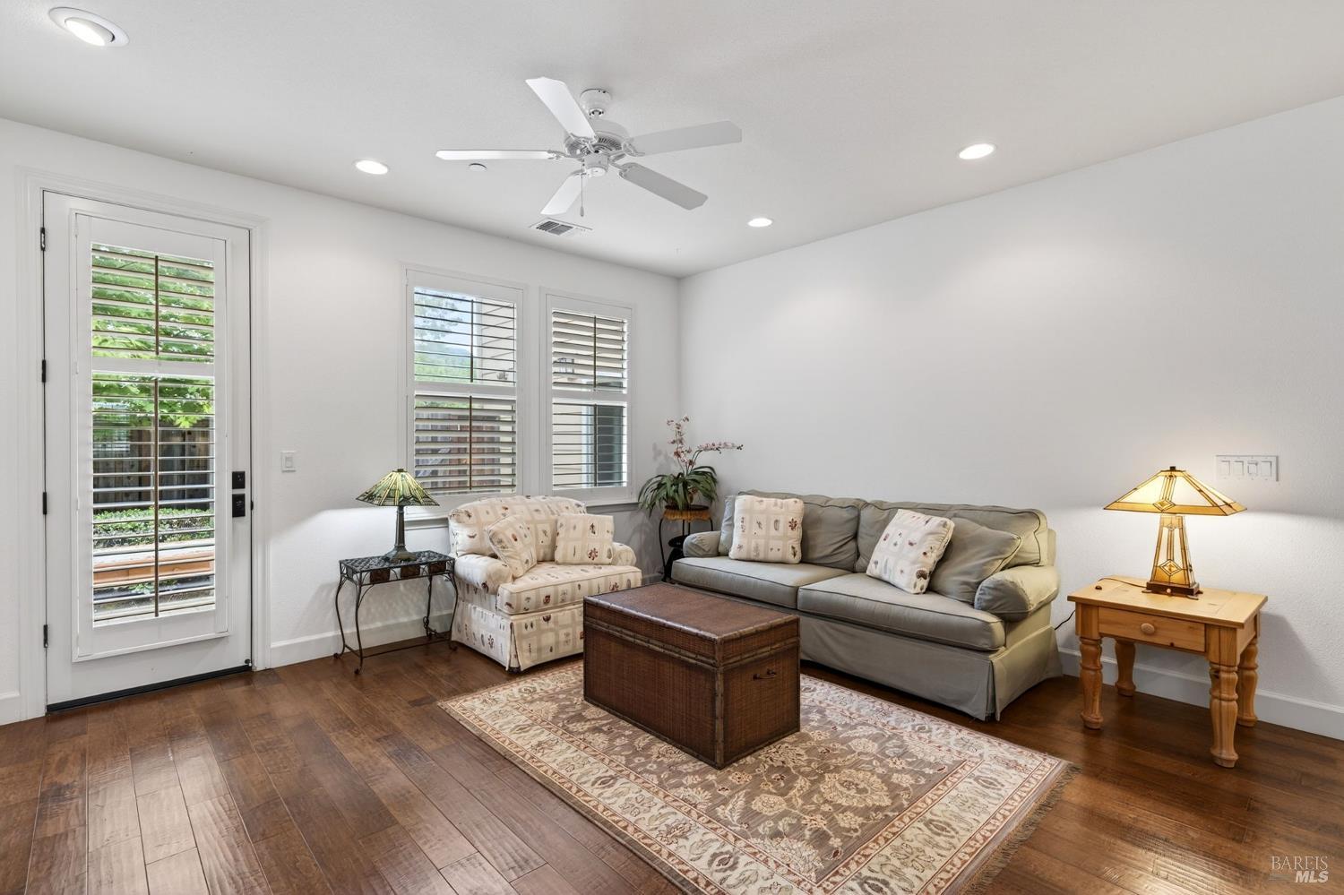 3263 Atherton Circle