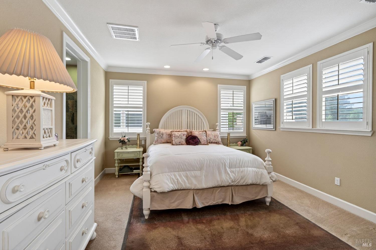 3263 Atherton Circle