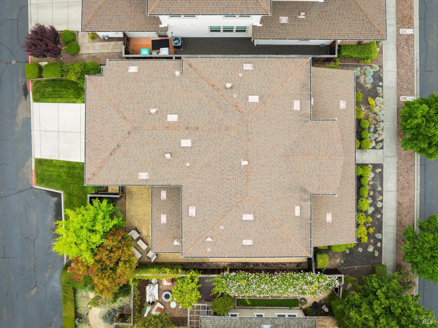 3263 Atherton Circle