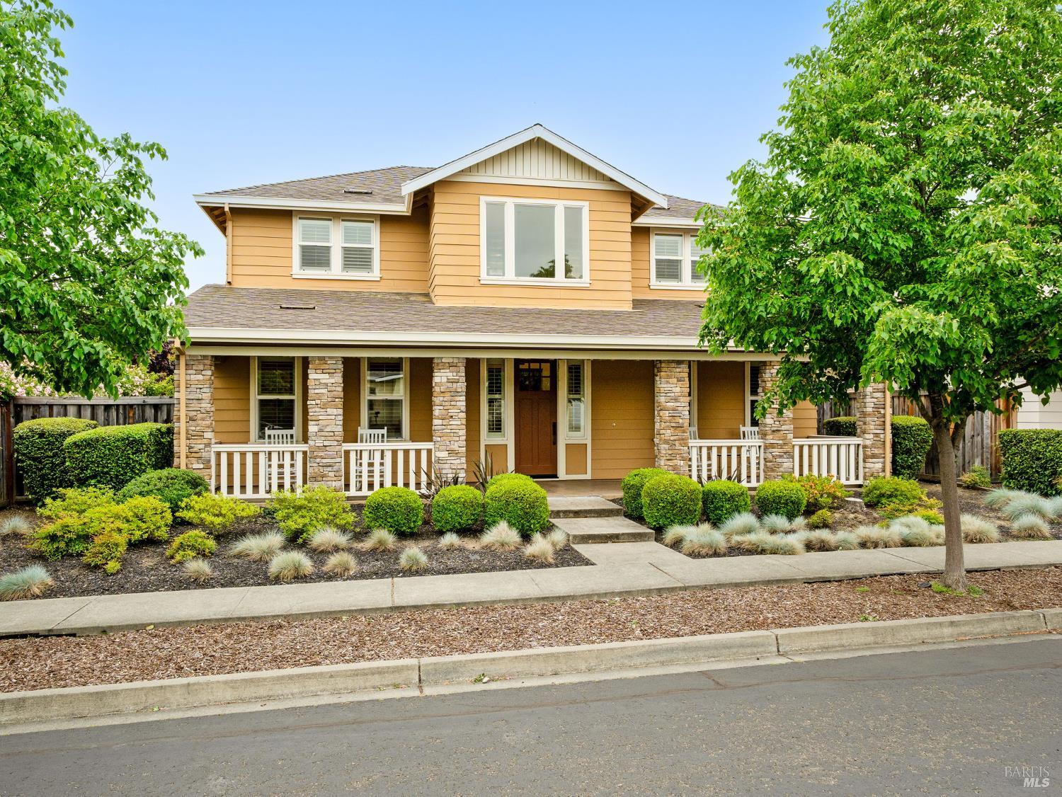 3263 Atherton Circle