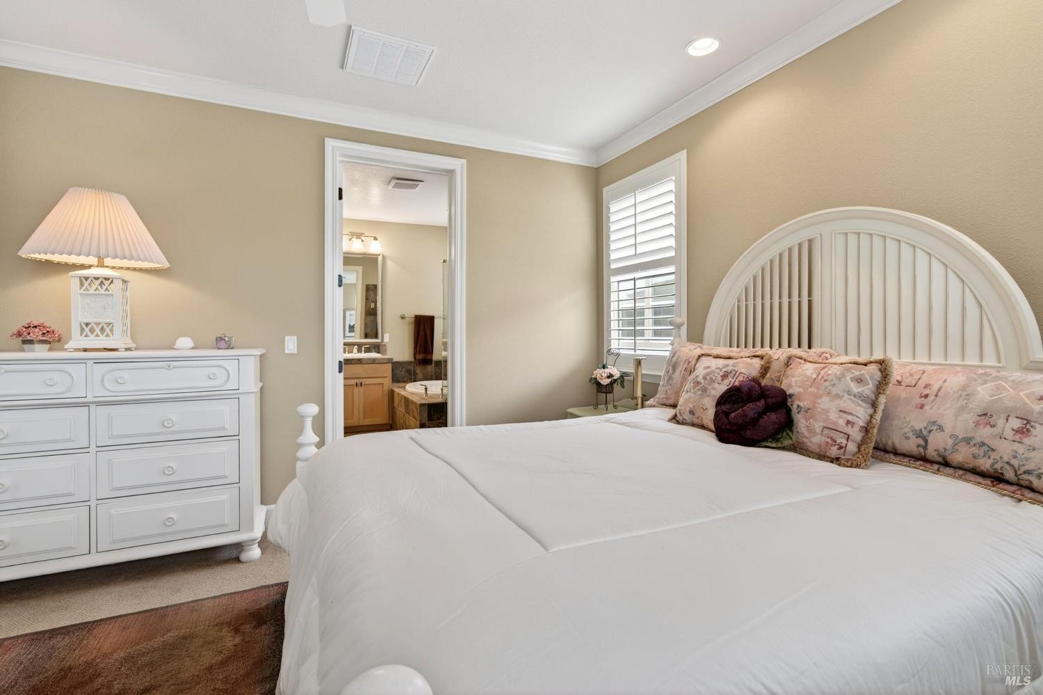3263 Atherton Circle