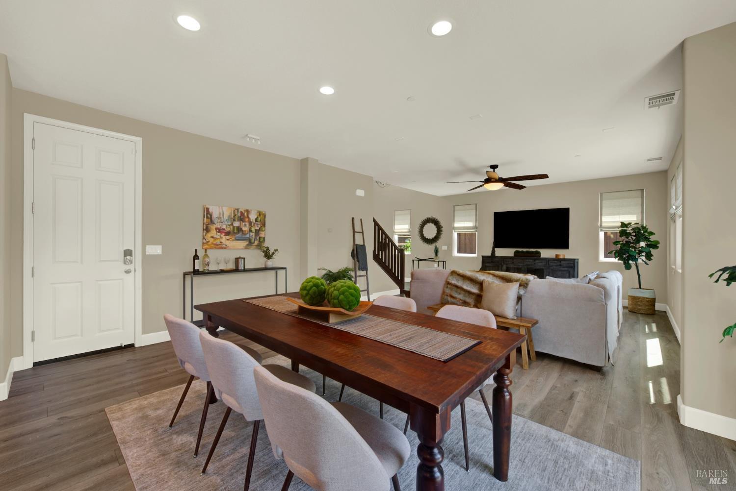 837 Erin Way