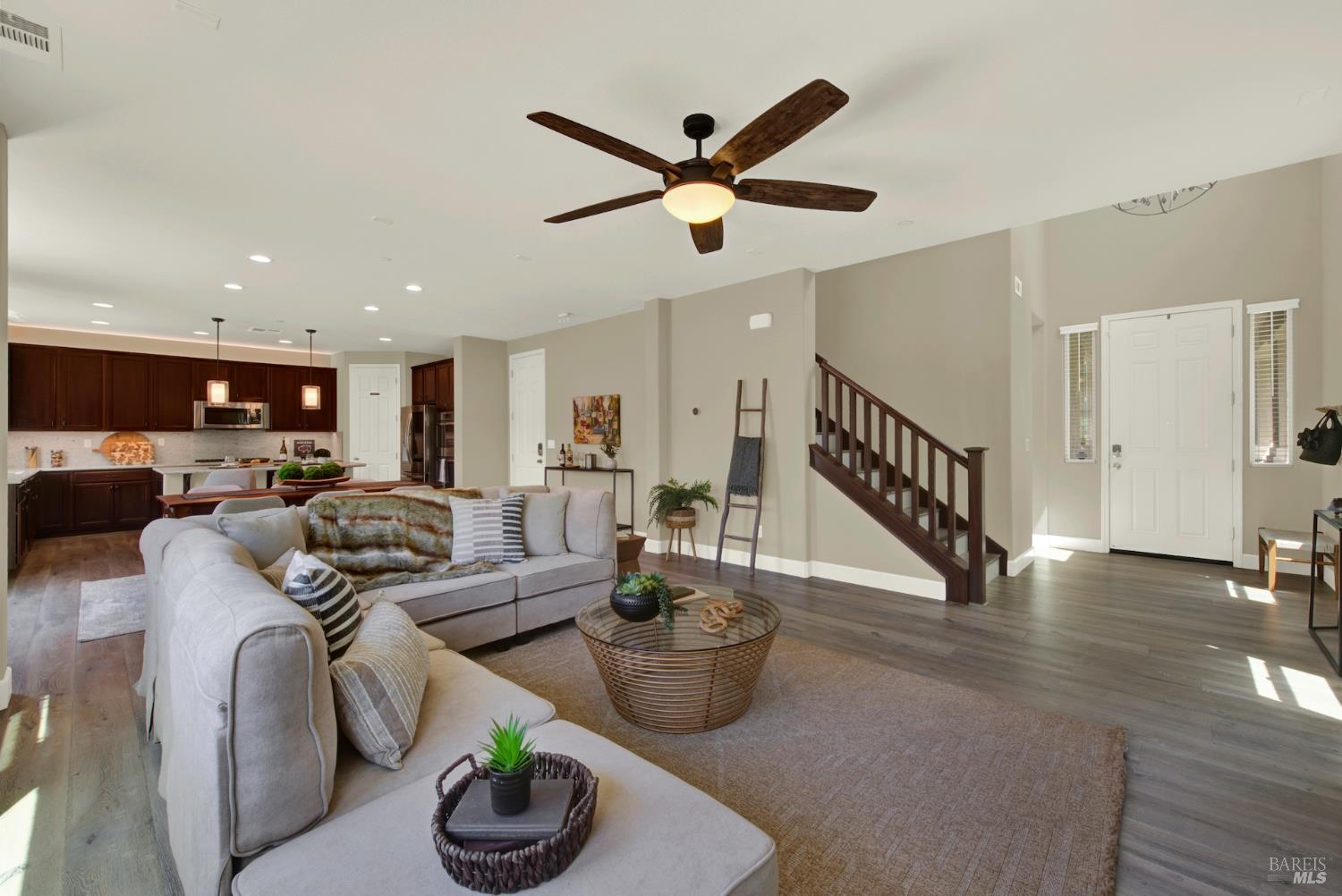 837 Erin Way