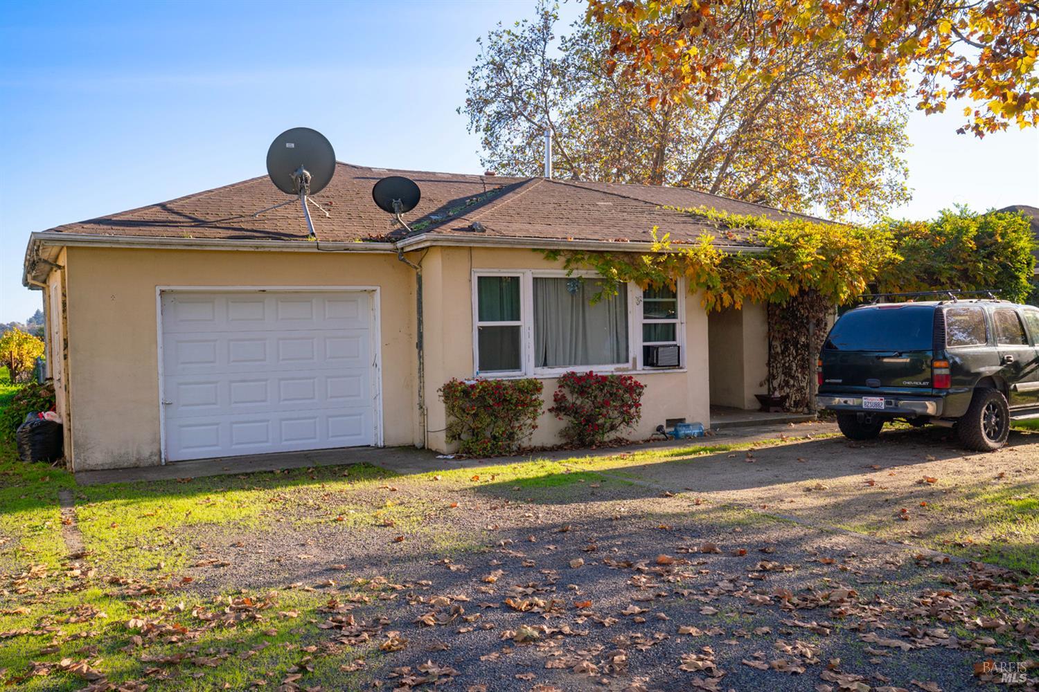 1135 Galleron Road