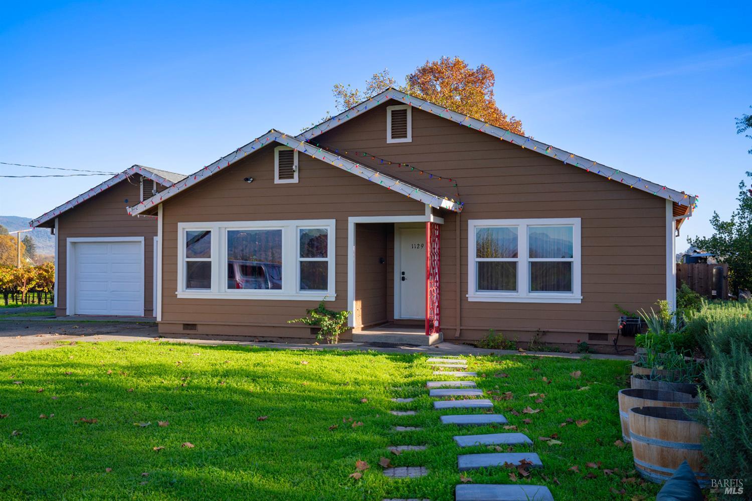 1135 Galleron Road
